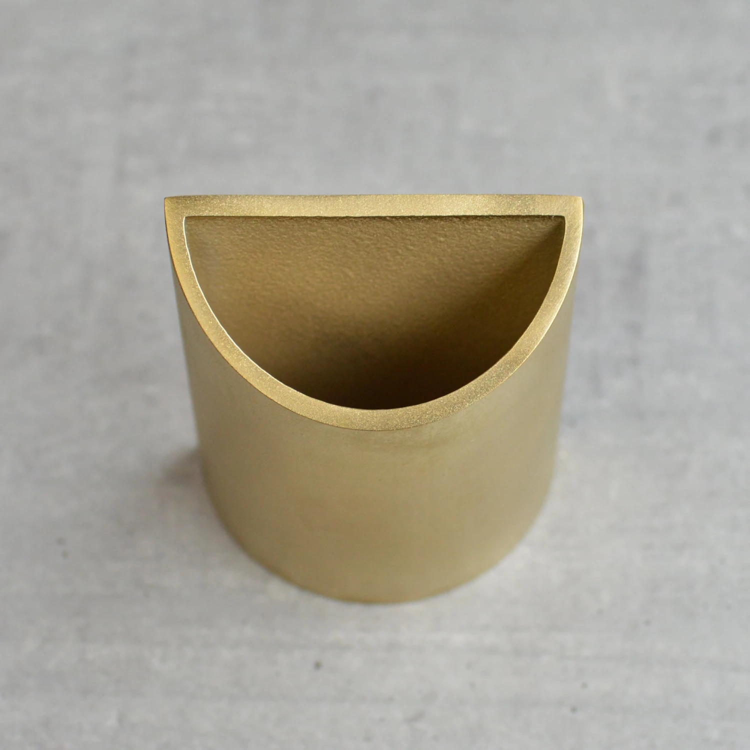 Brass Pen Stand By Taku Shinomoto Gifts 4 Brass Pen Stand By Taku Shinomoto Gifts