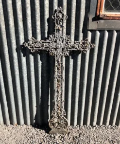 Scout Vintage Cast Iron French Crucifix Burgundy