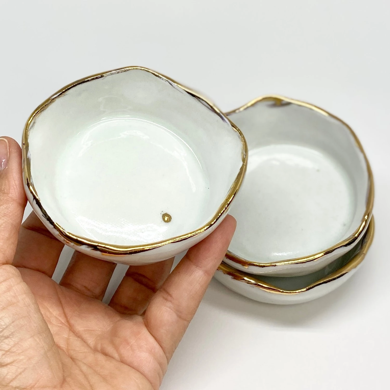 Gifts Bridget Bodenham - Salt Pot 3 Gifts Bridget Bodenham - Salt Pot