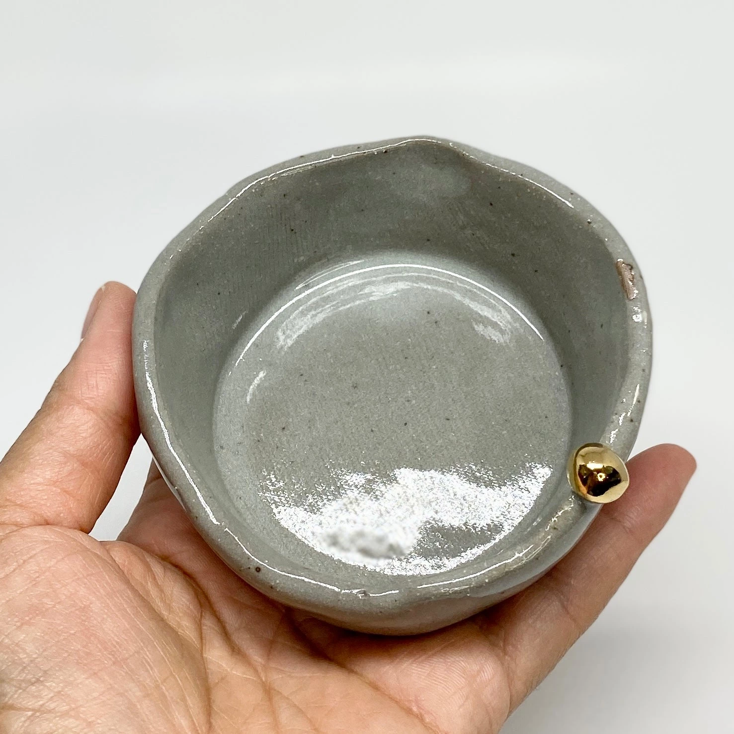 Bridget Bodenham - Salt Pot Grey And Gold Pearl Gifts 6 Bridget Bodenham - Salt Pot Grey And Gold Pearl Gifts