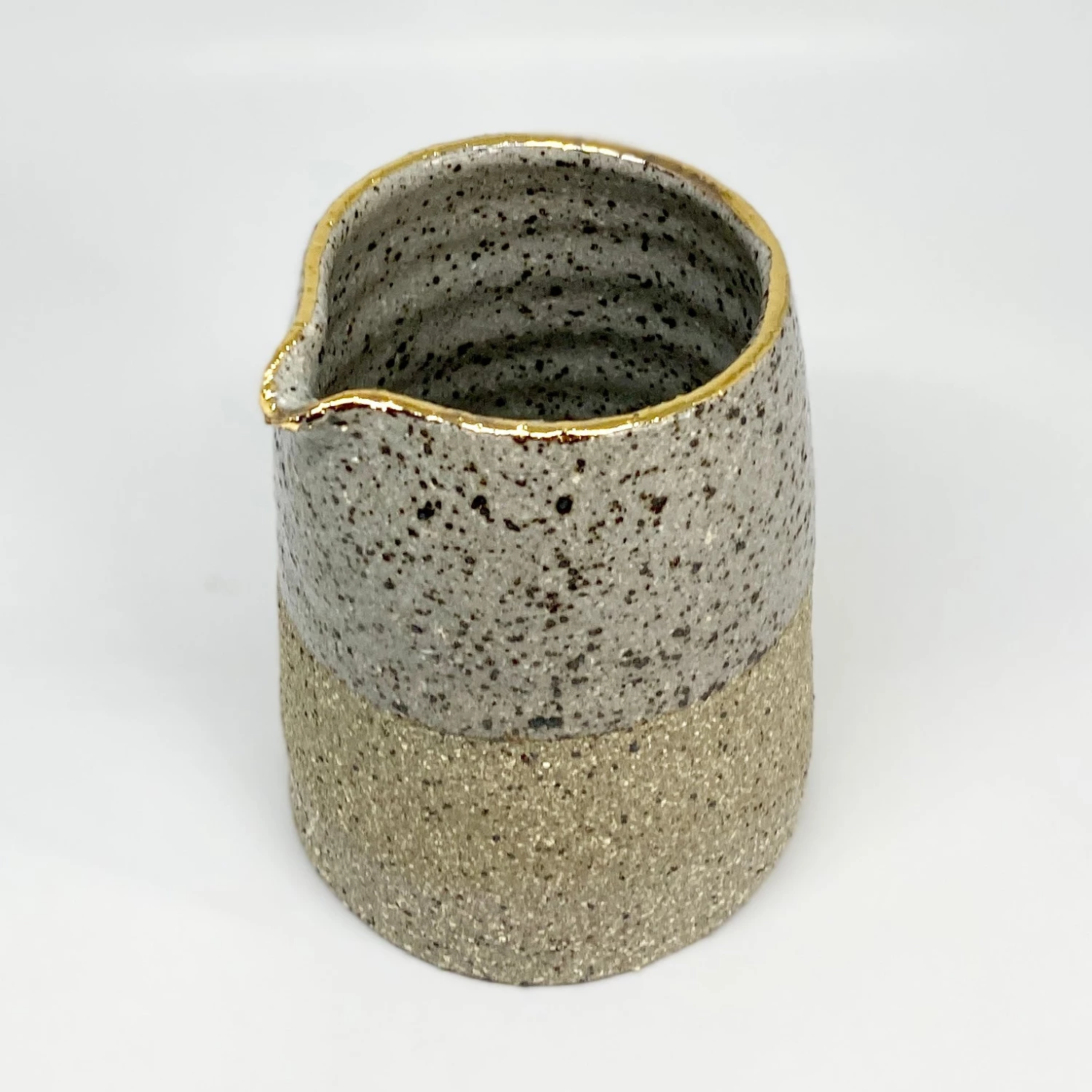 Scout House Stone Pouring Beaker - Bridget Bodenham 4 Scout House Stone Pouring Beaker - Bridget Bodenham