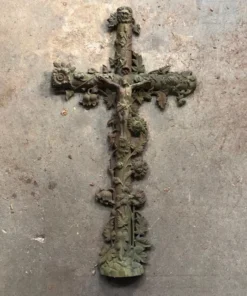 Scout Gifts Vintage Cast Iron French Crucifix Venasque