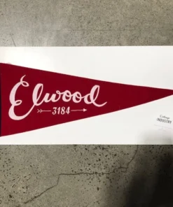 Scout Pennant Elwood In Berry Red And Teal Gifts