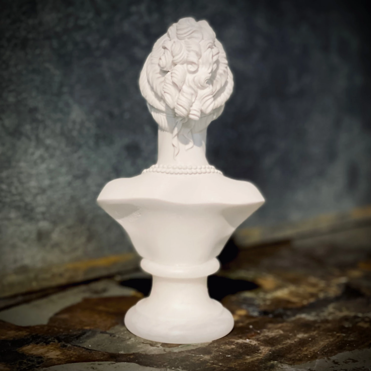 Egregia Gifts 15cm JOSEPHINE BEAUHARNAIS ALABASTER BUST 5 Egregia Gifts 15cm JOSEPHINE BEAUHARNAIS ALABASTER BUST
