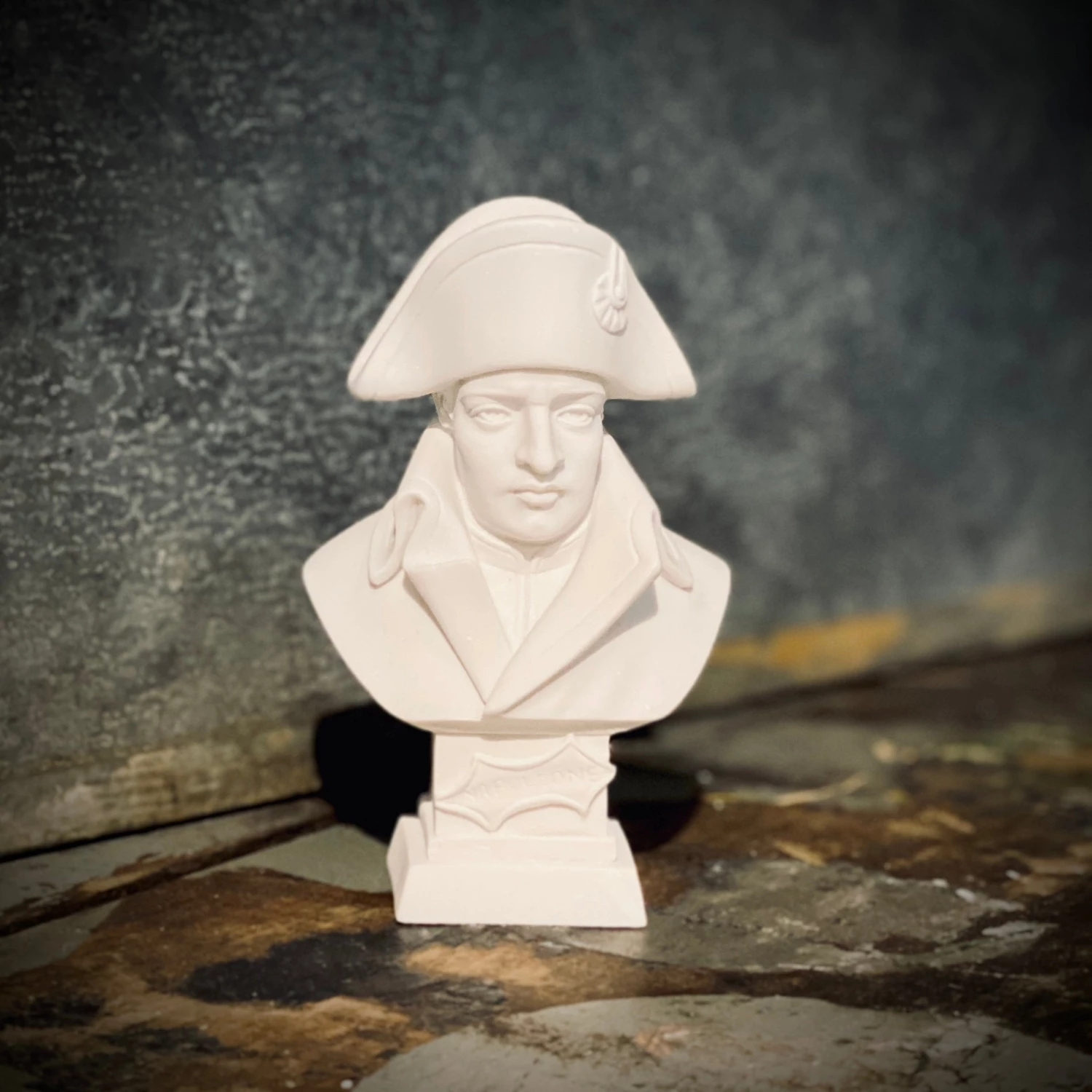 Egregia 11cm NAPOLEON ALABASTER BUST 3 Egregia 11cm NAPOLEON ALABASTER BUST