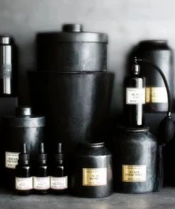 MAD ET LEN - TERRE NOIR- SCENTED CANDLE - 300g